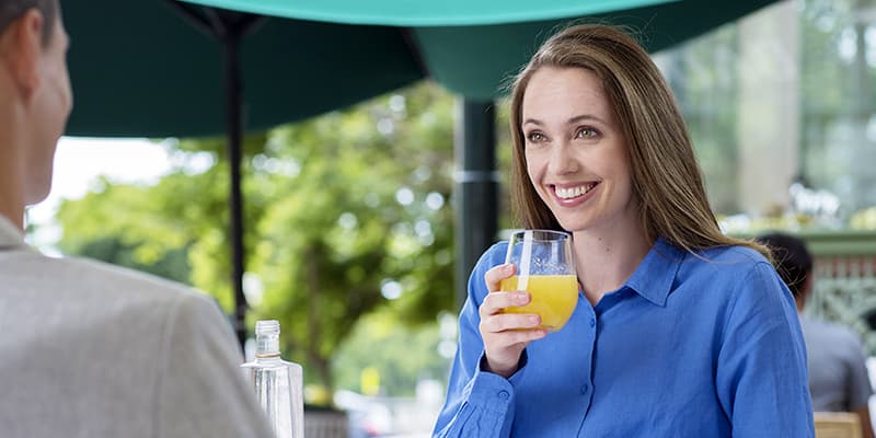 Photos of drinking scenes in Europe